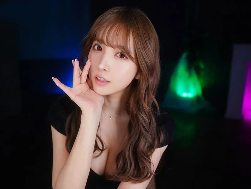 Yua mikami và những chuyện gợi cảm gạ làm tình nhẹ nhàng